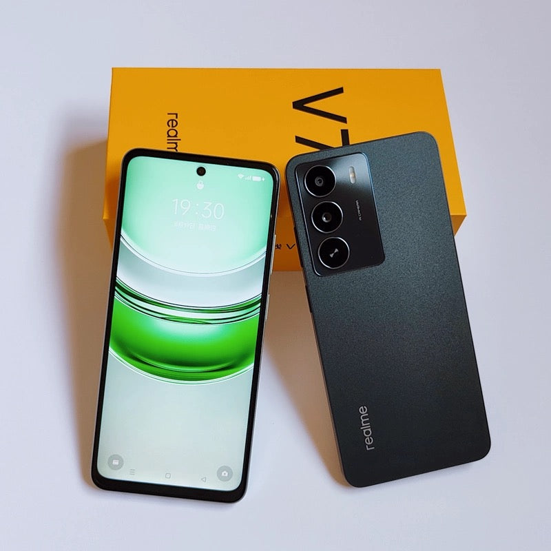 Realme V70 8Go- 256 Go Neuf Scellé — Débloqué