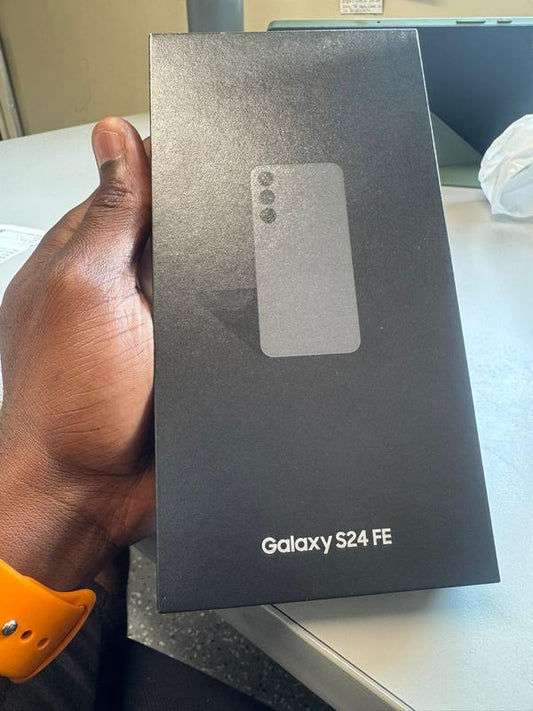 Samsung Galaxy S24 FE — 256 Go — Scéllé— Débloqué